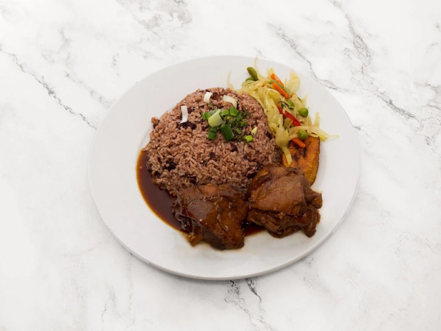 Brown stew chicken