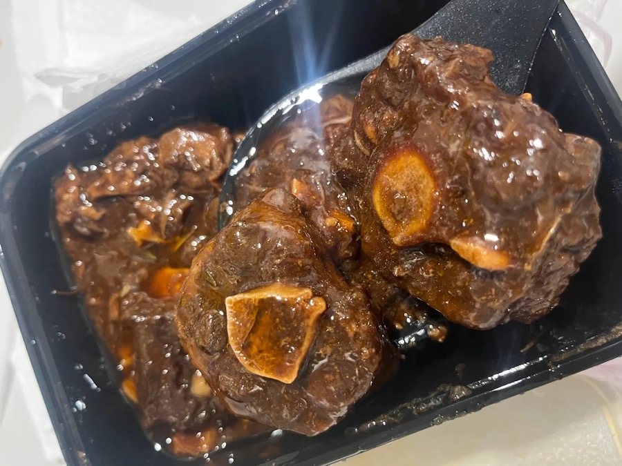 Caribbean oxtail with butter beans